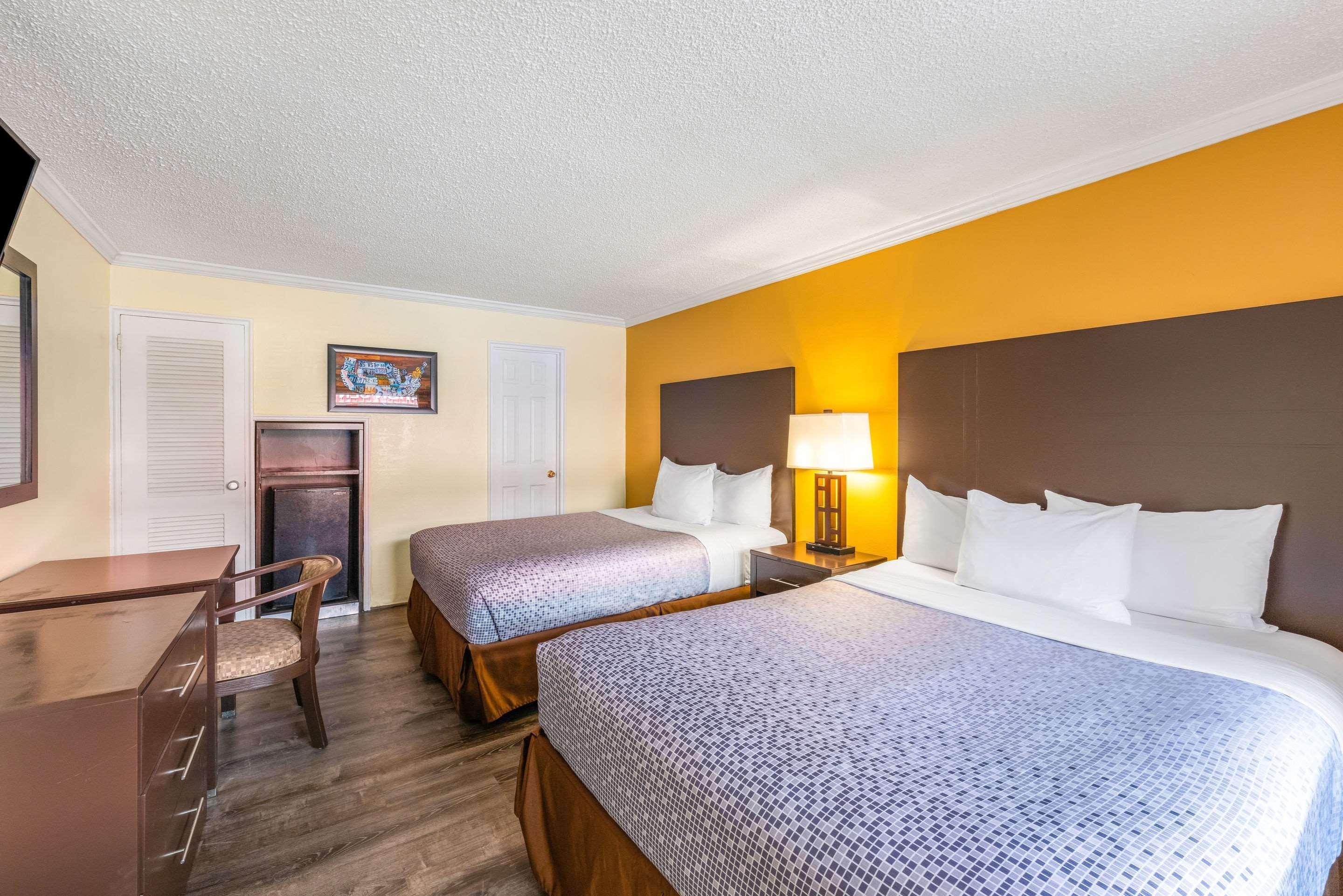 Econo Lodge Beach And Boardwalk Atlantic City Eksteriør bilde